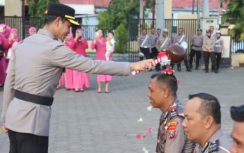 Puluhan Polisi Probolinggo Kota Naik Pangkat, Kapolres: Bukti Dedikasi dan Tanggung Jawab