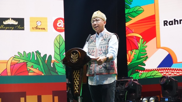 Ajak Lampung Berdaya Saing, Gubernur RMD Tutup Festival Krakatau Ke-34