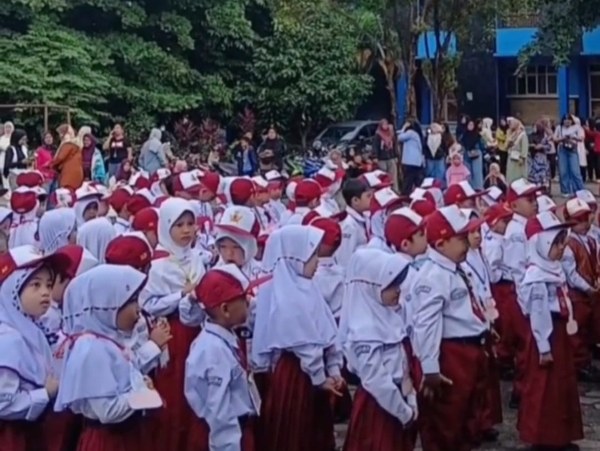 MPLS SDN 41 Palembang Disambut Antusias Siswa Baru Tahun Ajaran 2025/2026