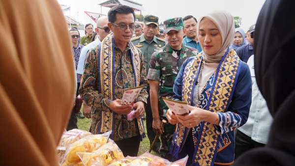 Kemenko PMK dan Wagub Jihan Nurlela Perkuat Program Desaku Maju untuk Kemandirian Desa