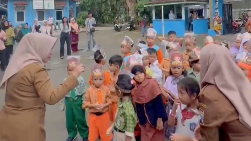SDN 109 Palembang Gelar MPLS Ramah untuk Siswa Baru Tahun Ajaran 2025/2026