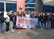 Emak-Emak Pesawaran Gelar Aksi Damai Desak Perlindungan untuk Gibran