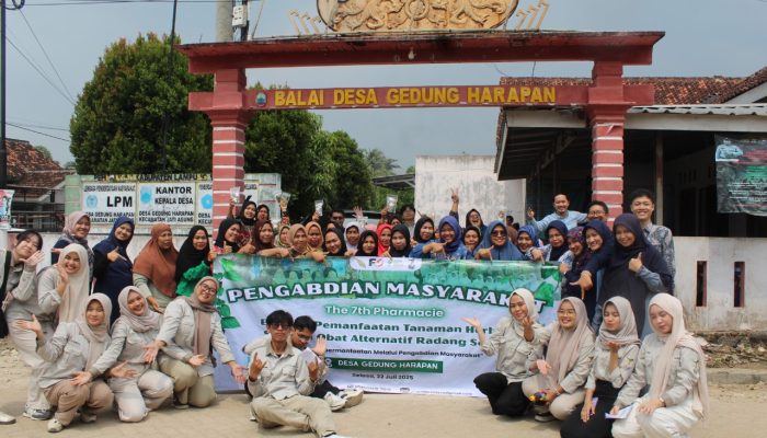 Farmasi ITERA Gelar Penyuluhan dan Pemeriksaan Kesehatan di Desa Gedung Harapan