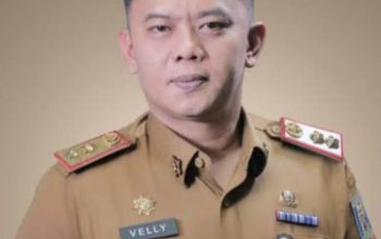 Sekretaris Daerah Kabupaten Way Kanan, Machiavelli Herman Tarmizi, S.STP., M.Si., usai resmi dilantik oleh Bupati Way Kanan, Ayu Asalasiyah, Senin (21/7/2025).