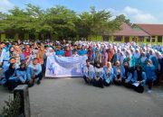Mahasiswa KKN UIN Raden Fatah Edukasi QRIS dan Rupiah di Tanjung Raja