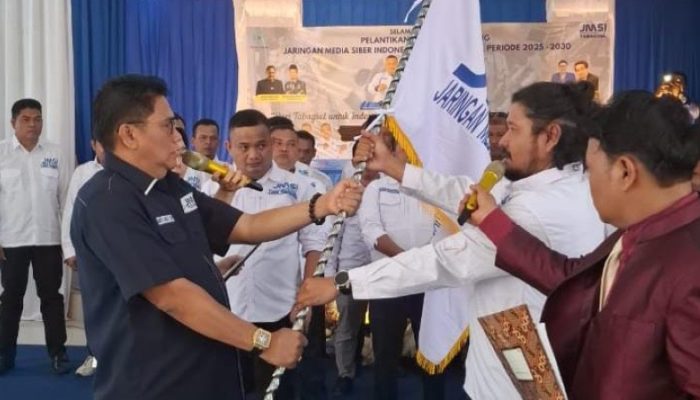 Ketua JMSI Sumut Lantik Pengurus JMSI Tabagsel