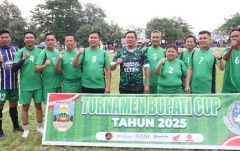 Bupati Pesisir Barat Resmi Buka Turnamen Sepak Bola Bupati Cup 2025