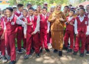 SDN 134 Palembang Sambut Baik Program Seragam Sekolah Gratis Wali Kota
