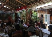 Lestarikan Terumbu Karang Pahawang, Dosen ITERA Latih Warga Gunakan Coral Tree Nursery