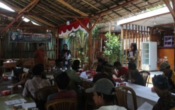 Lestarikan Terumbu Karang Pahawang, Dosen ITERA Latih Warga Gunakan Coral Tree Nursery