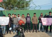 Tuntut Upah Lembur Empat Bulan, Puluhan Buruh PT Charoen Pokphand Jaya Farm Gelar Aksi Unjuk Rasa