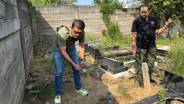 Jelang HUT ke-13, Ketum IWO Ziarah ke Makam Riko Amir di Lampung