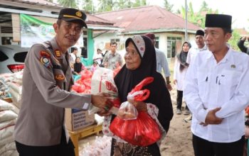 Tiga Lembaga Salurkan Bantuan untuk Korban Banjir di Tanggamus