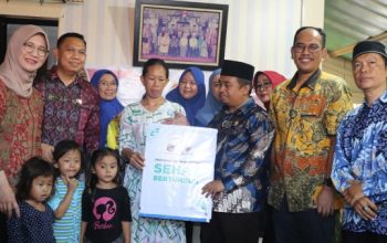 Baznas Palembang Turut Serta Perangi Stunting, Beri Bantuan di Kampung KB