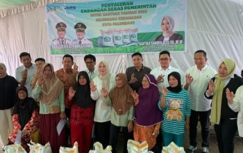 Ribuan Warga Kertapati Palembang Terima Bantuan Beras Cadangan Pemerintah 2025