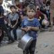 Kelaparan Mengancam, Warga Gaza Terjebak Antara Lapar dan Maut