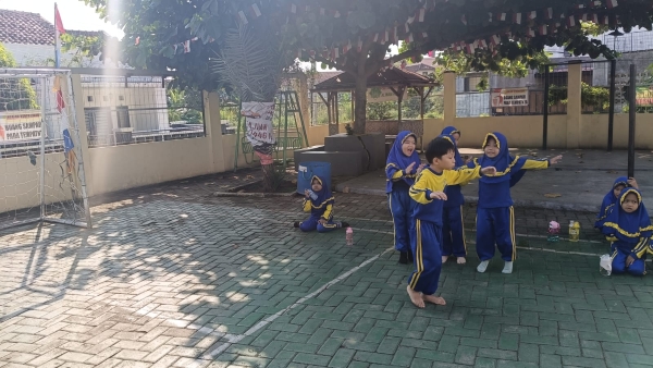 TKIT Al-Anshor Gelar Lomba Meriah, Tanamkan Semangat Kebangsaan Sejak Dini