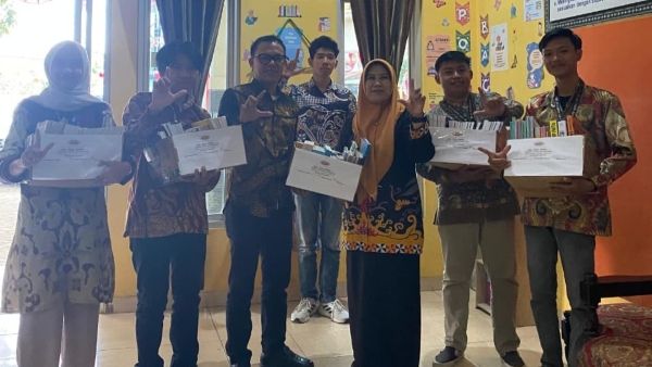 Dorong Budaya Membaca, Mahasiswa KKN UIN Raden Intan Lampung Resmikan Pojok Baca di Korpri Raya
