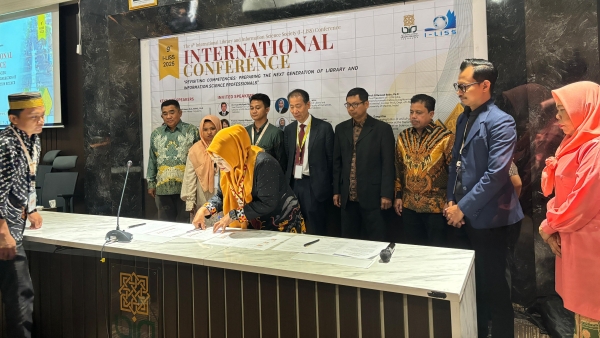 Hadapi Era AI, Prodi IPII UIN Raden Intan Gandeng Perkumpulan Pustakawan Global