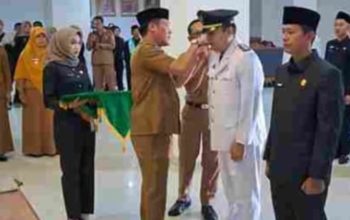 Mutasi Pejabat di Pesibar, Bupati Dedi Irawan Lantik 62 Pejabat Eselon III dan IV