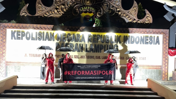 Protes Kematian Driver Ojol, Massa di Lampung Tuntut Copot Kapolri