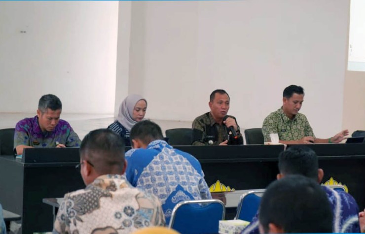 Suasana rapat penyelarasan RPJMD dan Renstra perangkat daerah 2025–2029 yang digelar Bappeda Lampung Selatan di Aula Rimau.
