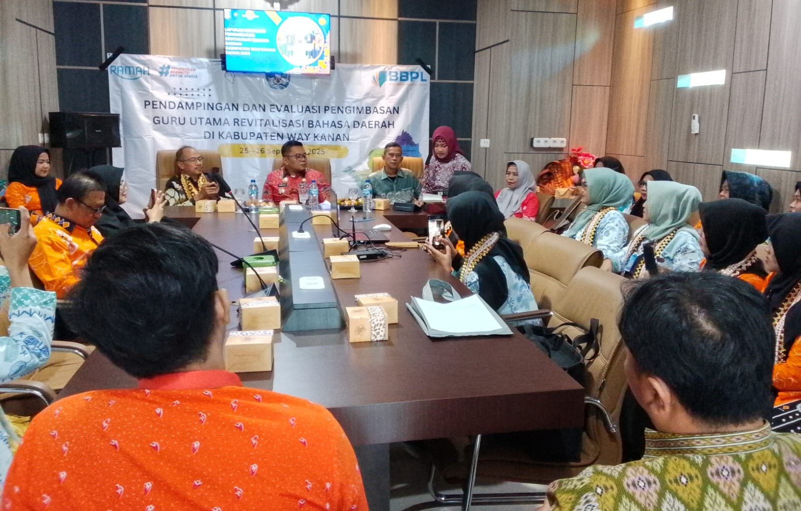 Sekda Way Kanan Tekankan Komitmen Revitalisasi Bahasa Daerah