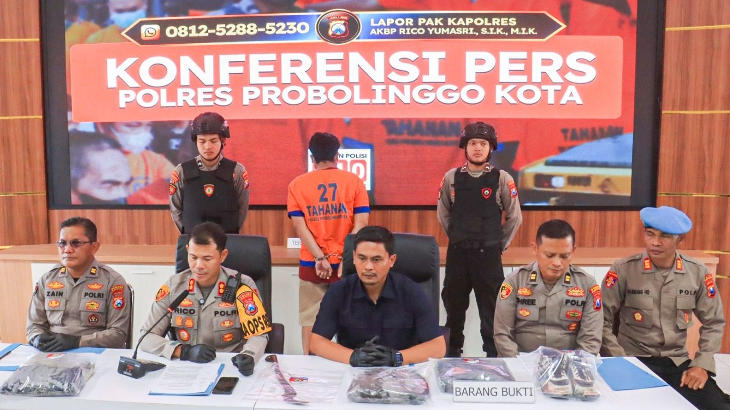 Kesal Istri Chat dengan Korban, Pria Probolinggo Bacok Tetangga 25 Kali saat Karnaval