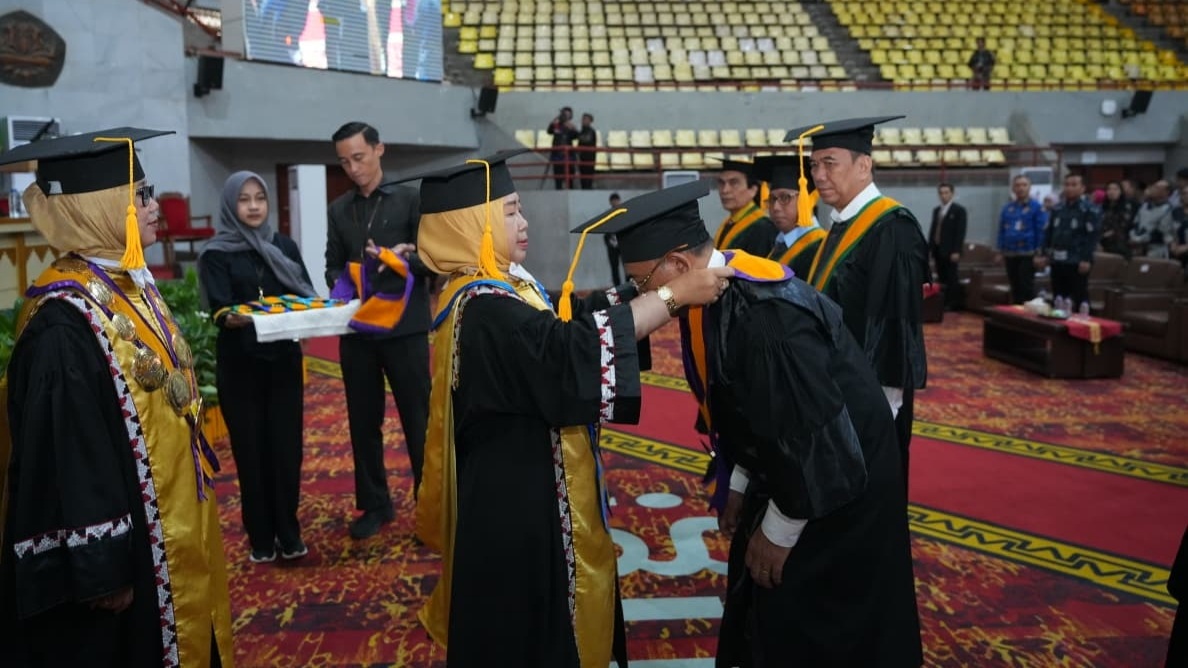 Unila Tambah 9 Profesor Baru di Rapat Senat Luar Biasa