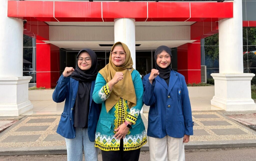 Mahasiswa Universitas Lampung kembali ukir prestasi! Tim PKM-VGK Unila hadir dengan inovasi SIPANDU, platform digital berbasis blockchain untuk pengawasan bansos yang transparan, akurat, dan anti-duplikasi.
