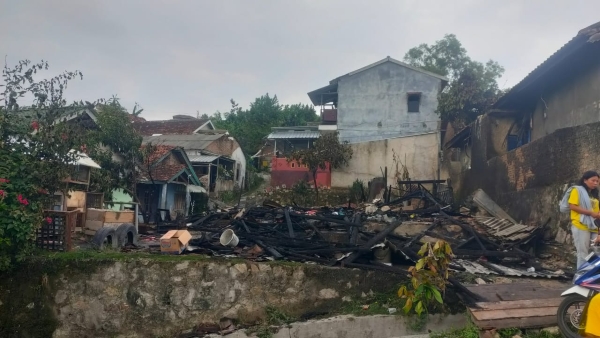 GEMIRA Lampung Salurkan Bantuan untuk Korban Kebakaran di Sukajawa