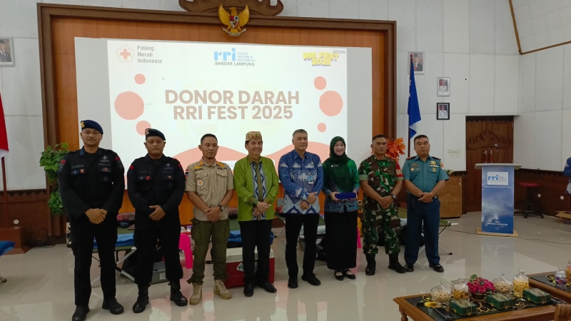 Demi Sukseskan Aksi Sosial, Babinsa Pahoman Pantau Gelaran RRI Fest