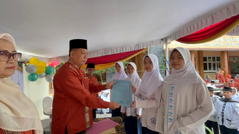 Tanamkan Akhlak Mulia, SMPN 40 Palembang Peringati Maulid Nabi Muhammad SAW