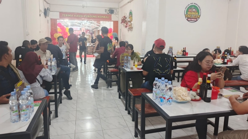 Warkop King Agam Buka Cabang Pertama di Palembang, Tawarkan Mie Bangladesh Otentik Khas Medan