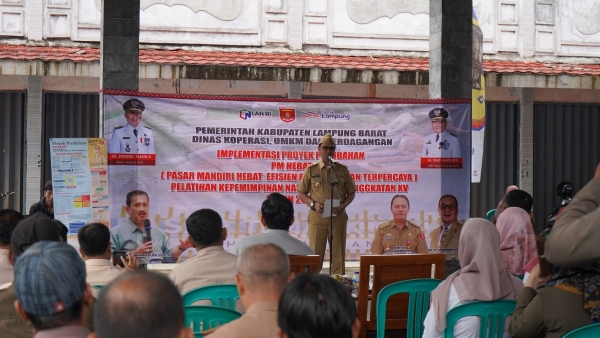 Smart Governance, Pemkab Lampung Barat Luncurkan Digitalisasi Retribusi Pasar