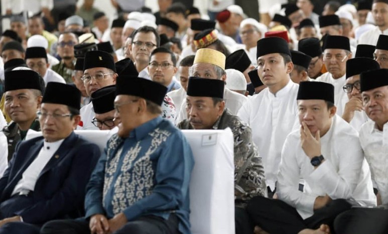 Bupati Egi Hadiri Peresmian Masjid Raya Al-Bakrie Lampung Bersama Menteri Agama