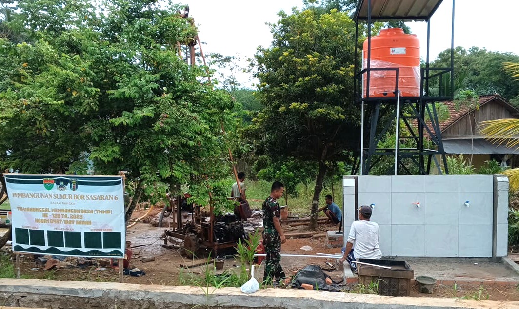 Satgas TMMD Kodim 0427/Way Kanan Genjot Pengerjaan Sumur Bor di Kampung Sriwijaya