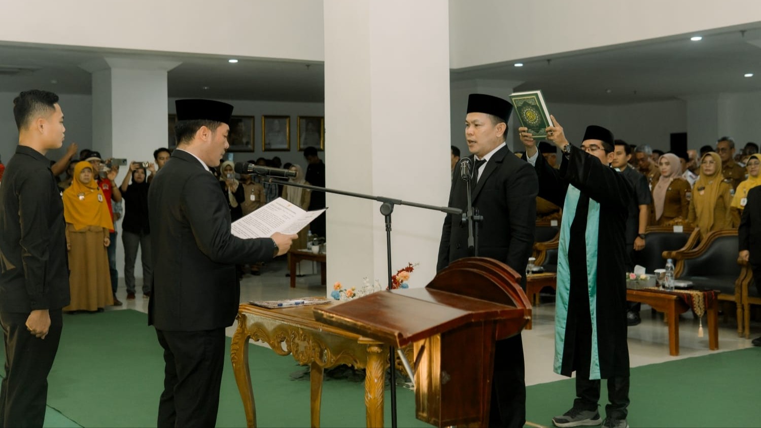 Tedi Zadmiko Kini Jabat Sekda Definitif Pesisir Barat