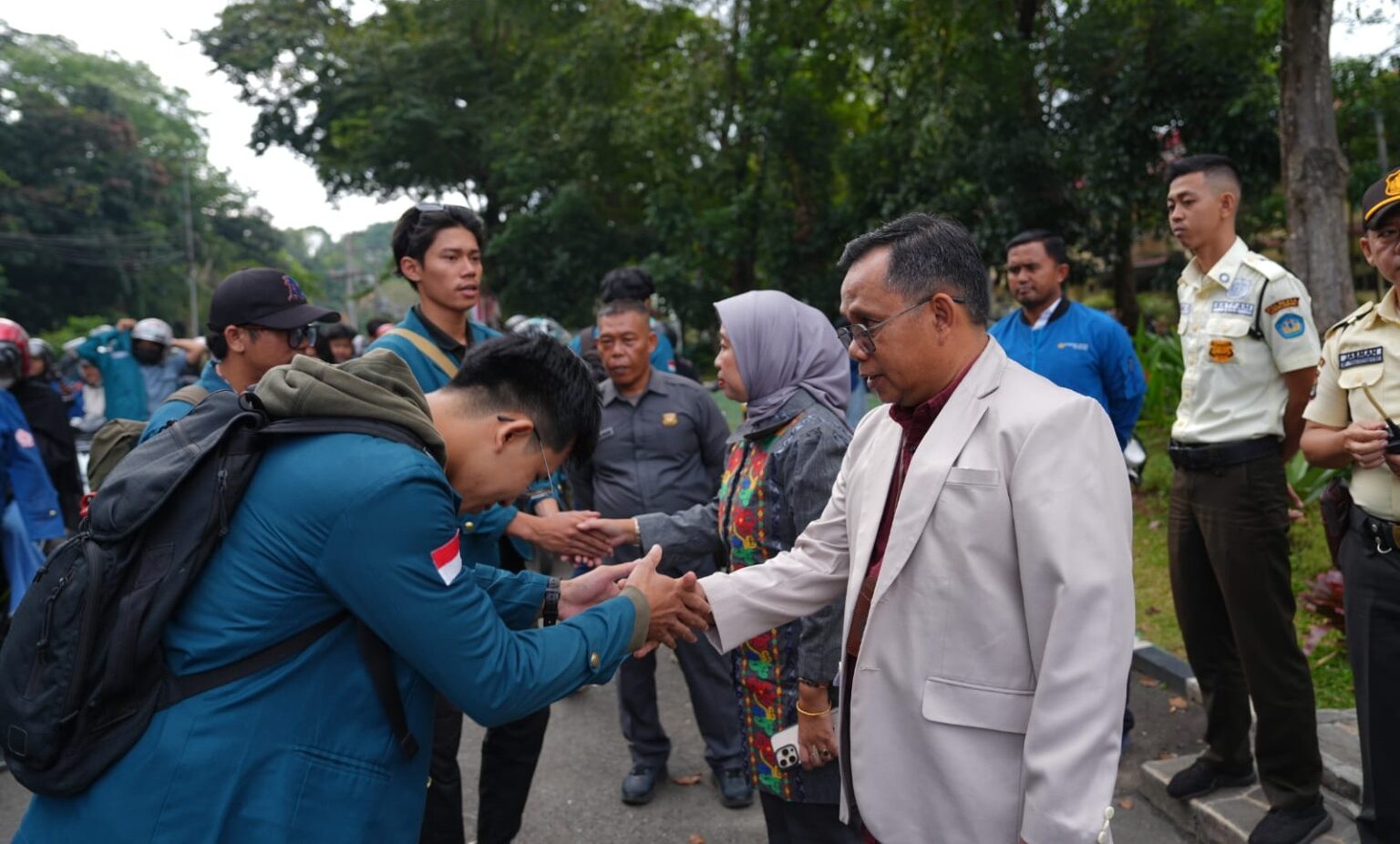 Rektor Unila Lepas Mahasiswa yang Akan Gelar Aksi Damai di DPRD Lampung