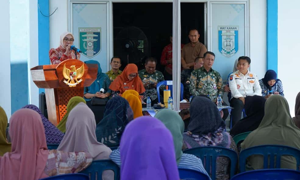 Bupati Ayu Ajak Masyarakat Perkuat Gerakan Posyandu Aktif untuk Cegah Stunting