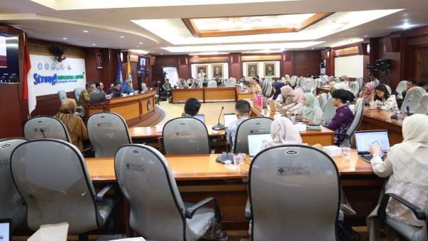 Unila Latih Kampus se-Lampung Susun Laporan Keberlanjutan SDGs