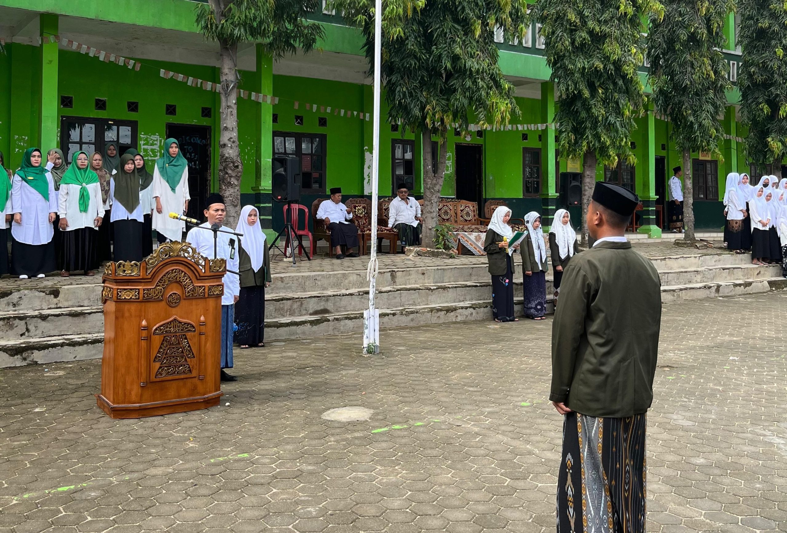 Peringatan Hari Santri Nasional di Ponpes Al-Banin Berlangsung Khidmat dan Penuh Semangat