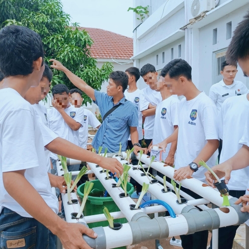 PKBI Lampung Latih Anak Binaan LPKA Hidroponik dan Telur Asin, Dorong Kemandirian Ekonomi