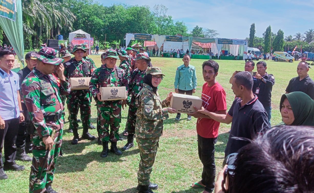Bupati Ayu Asalasiyah Buka TMMD ke-126 Kodim 0427 Way Kanan di Kampung Sriwijaya