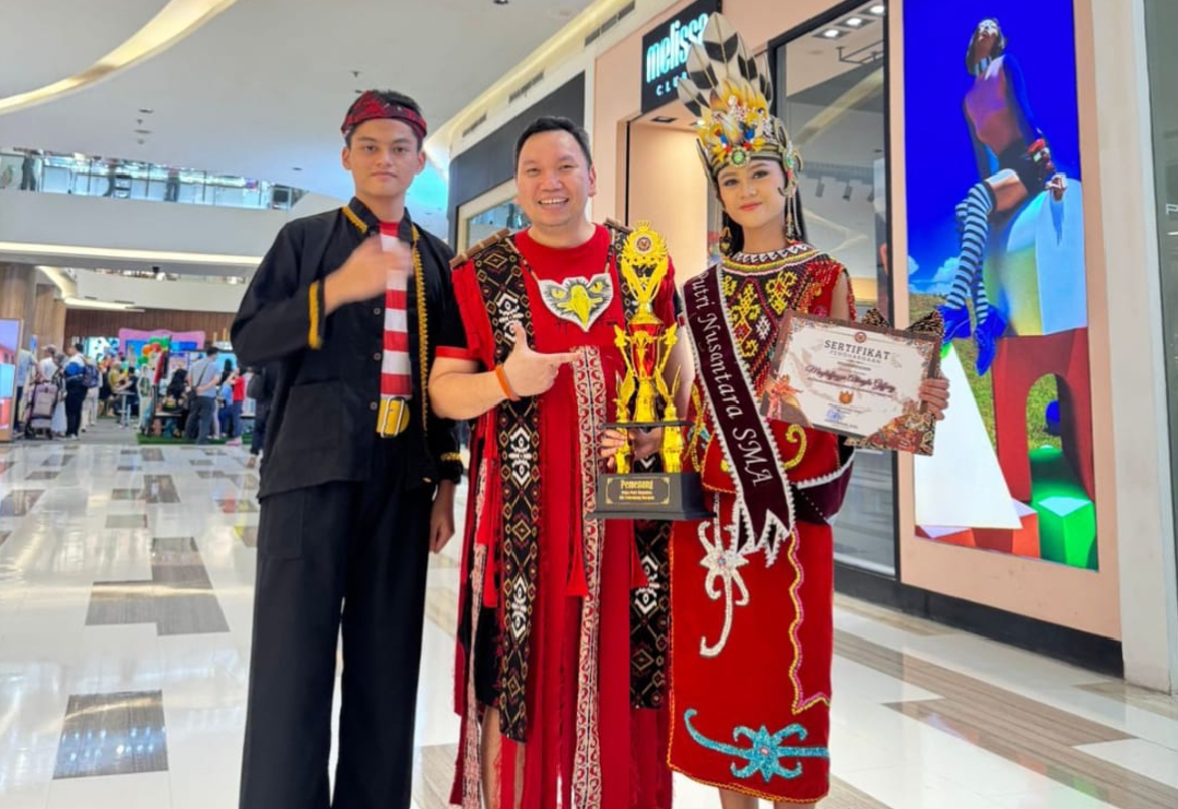 Key Giffary Raih Gelar Puteri Nusantara SMA SPH Palembang