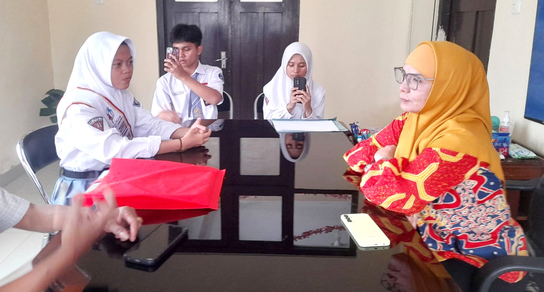 Plt Kadisdikbud Ajak Pelajar Bandar Lampung Jauhi Narkoba: Narkoba Musuh Generasi Muda