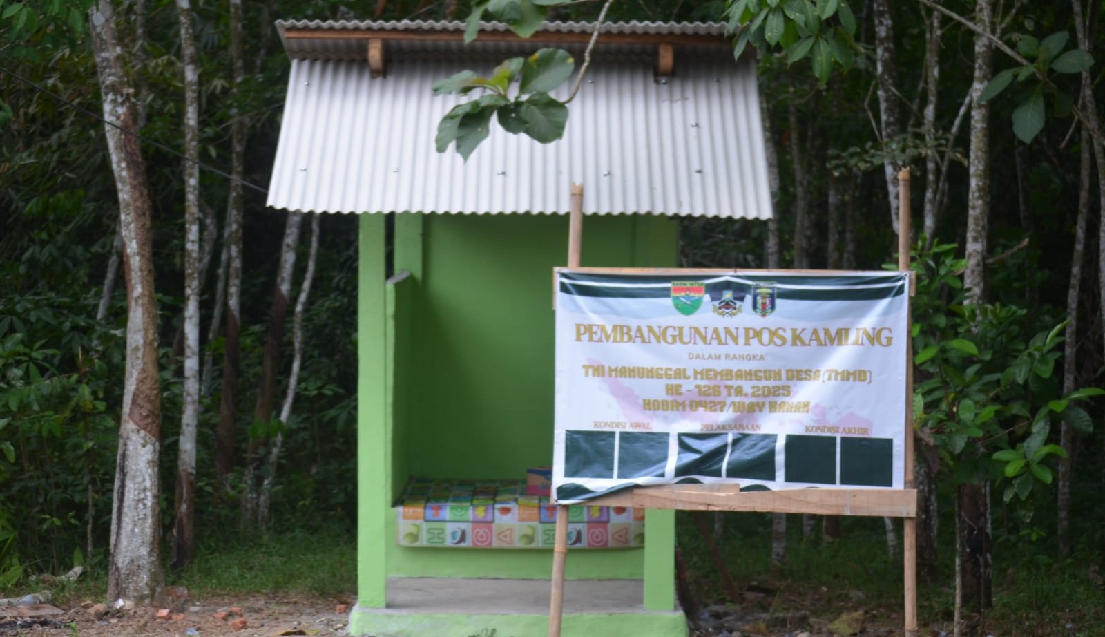 TMMD ke-126 Kodim 0427/WK Rampungkan Poskamling di Kampung Sriwijaya