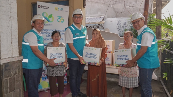 Light Up The Dream: PLN Nusantara Power Pasang Listrik Gratis ke 100 Keluarga Prasejahtera di Jatim