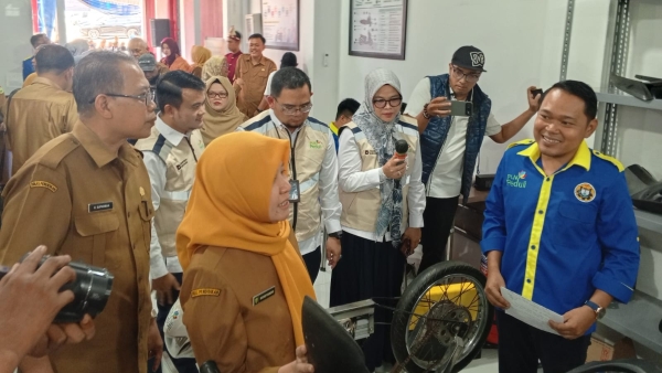 SMKN 2 Palembang Resmi Buka Bengkel Konversi Motor Listrik Pertama di Lingkungan Sekolah Sumsel