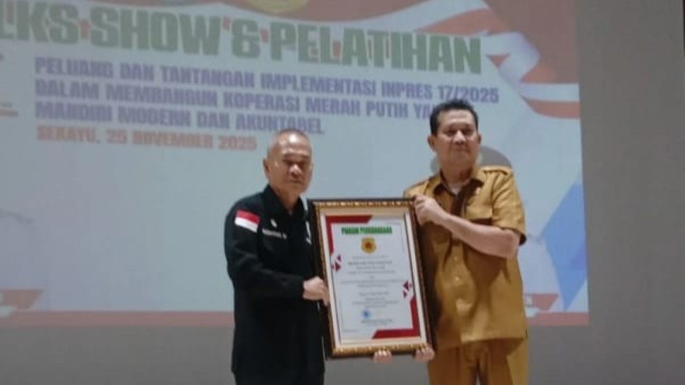 Nazaruddin Hasan Buka Pelatihan Kopdes Muba, Bupati Terima Penghargaan